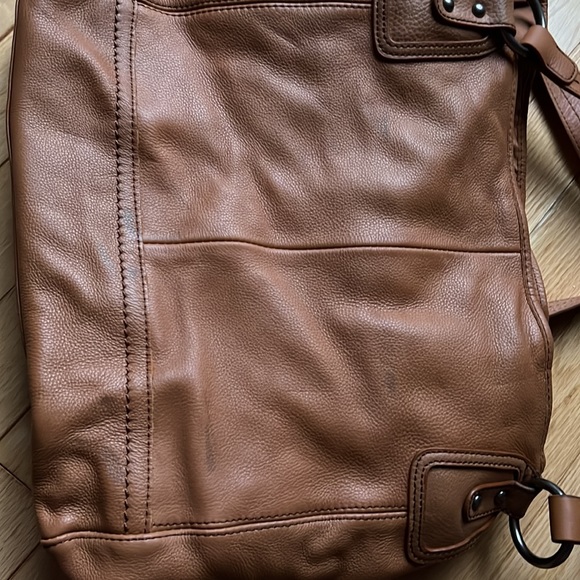 The Sac cognac Shoulder Bag - Picture 6 of 7